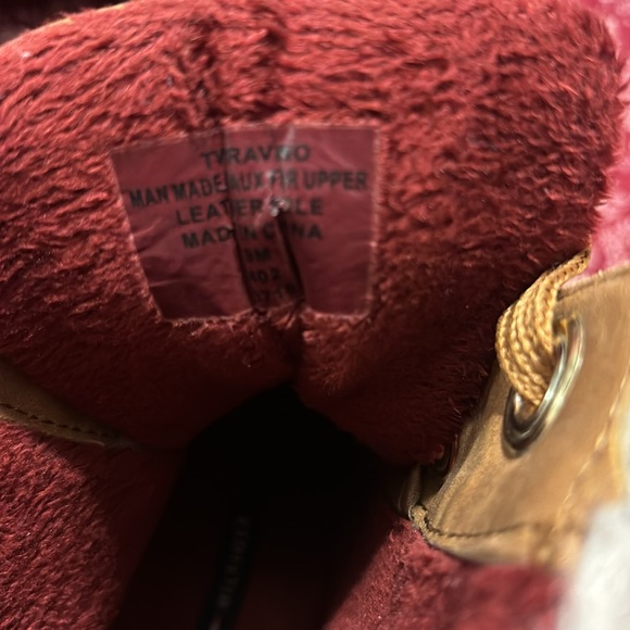 EUC Tommy Hilfiger snow sleet boots size 9 women’s man made faux fur upper - Picture 13 of 14